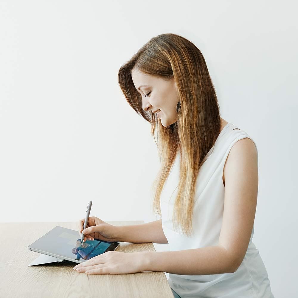 Buy BAMBOO,Wacom Bamboo Ink-Active Stylus (2nd generation, with 4,096 pressure levels for natural writing & making notes on pen-compatible touchscreen devices with Microsoft Windows 10), Gray - Gadcet UK | UK | London | Scotland | Wales| Near Me | Cheap | Pay In 3 | Electronics